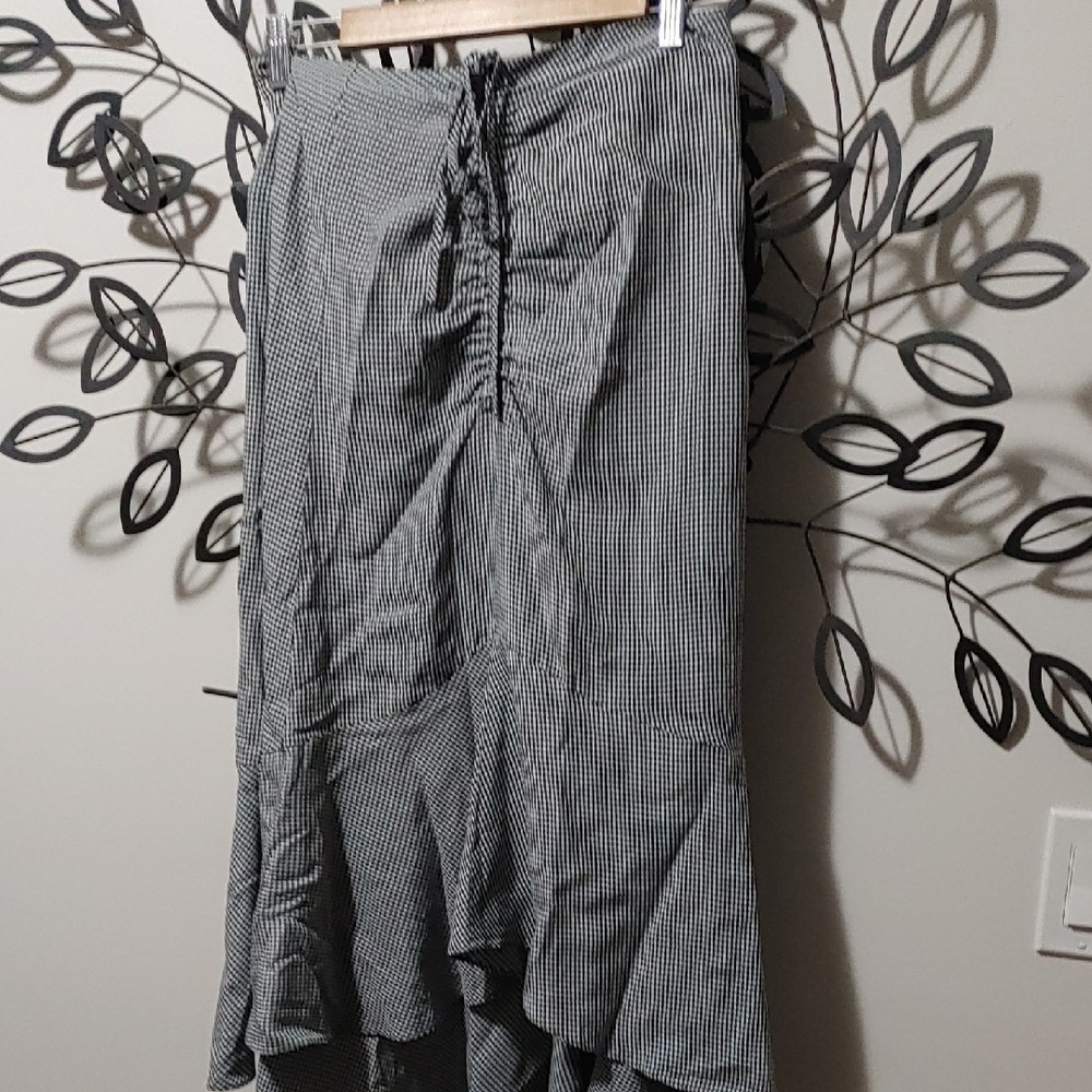 Elegant Black and White Women's Skirt
